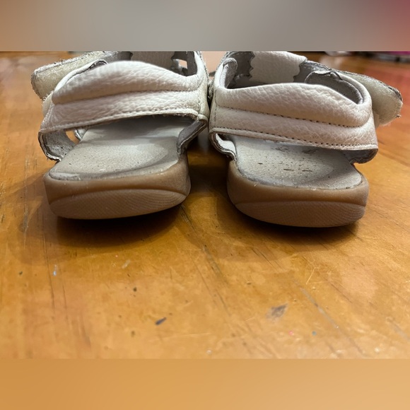 Girls Soft Closed Toe Princess Flat Shoes Summer Sandals Size 11 Little kid - Picture 4 of 7